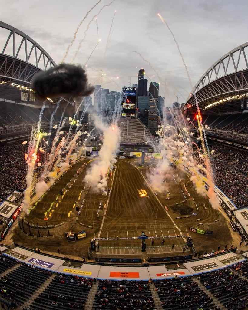 Supercross Suite™ Tickets Private VIP Experience